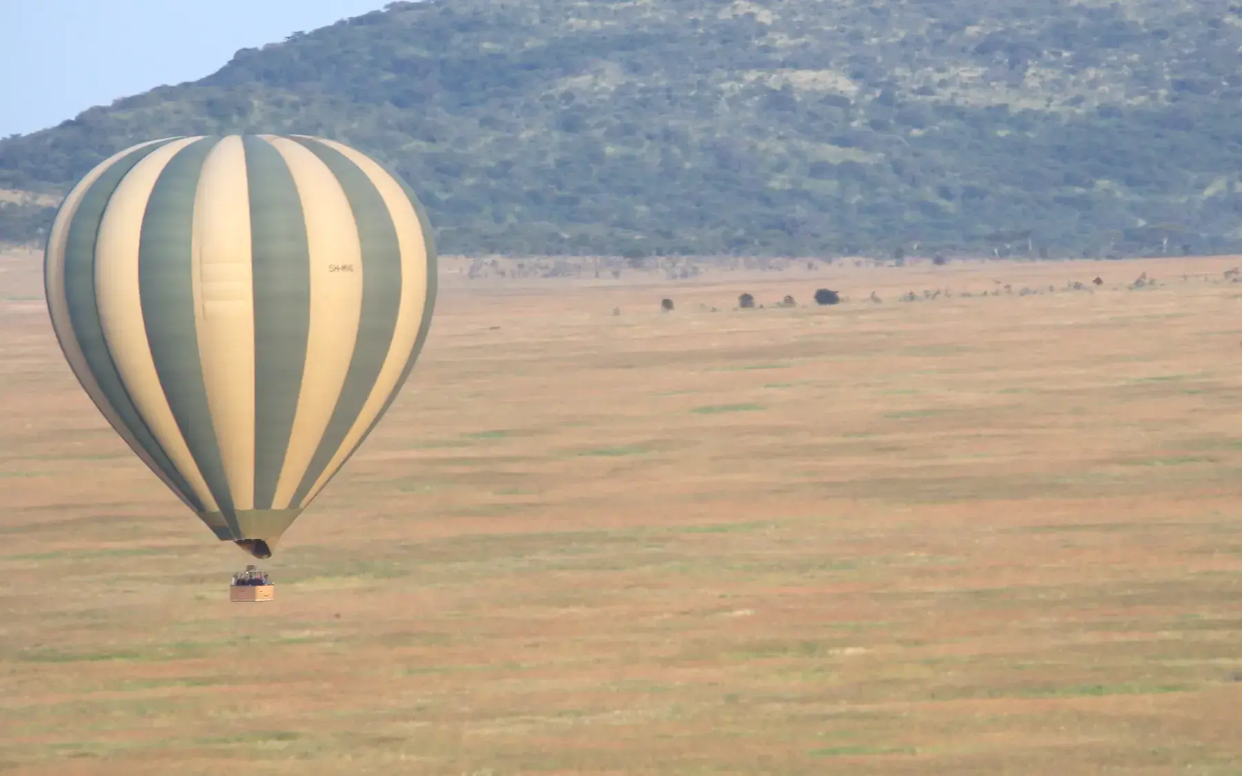 Balloon Ride over the Serengeti from Tanzania Photographic Safari